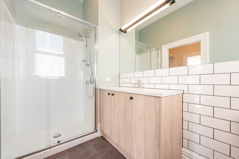 Photo of property in 62 Hawker Street, Mount Victoria, Wellington, 6011