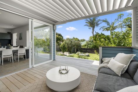 Photo of property in 11 Ewen Alison Avenue, Devonport, Auckland, 0624