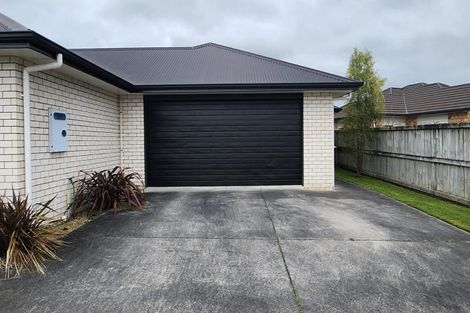 Photo of property in 28 Sirius Crescent, Rototuna North, Hamilton, 3210