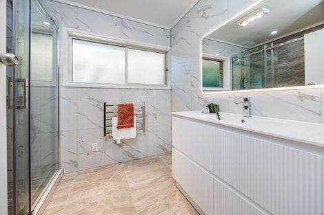 Photo of property in 3 Halcyon Place, Papatoetoe, Auckland, 2025