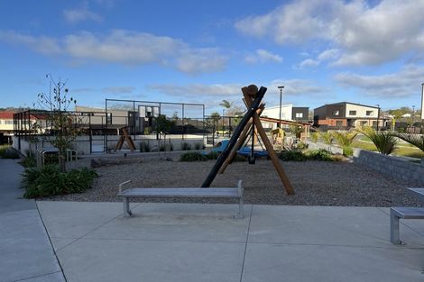 Photo of property in 361 Glengarry Road, Glen Eden, Auckland, 0602