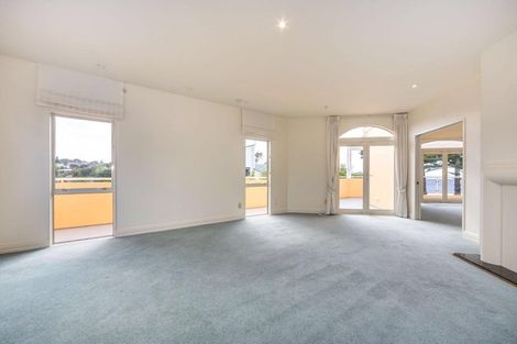 Photo of property in 24a Rock Isle Road, Torbay, Auckland, 0630