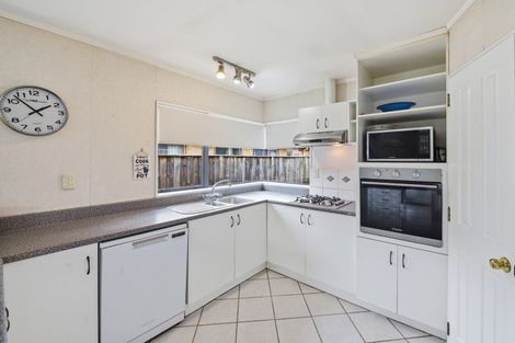 Photo of property in 9 Ashmore Place, Fairy Springs, Rotorua, 3015