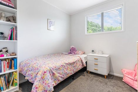 Photo of property in 50 Powrie Street, Glenfield, Auckland, 0629