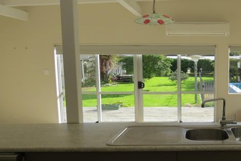 Photo of property in 23 Weka Road, Raumati Beach, Paraparaumu, 5032