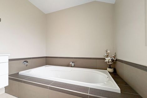 Photo of property in 3 Ripple Lane, Flagstaff, Hamilton, 3210