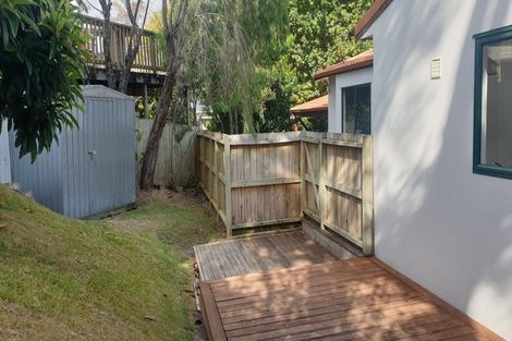Photo of property in 2/21 Contessa Drive, Glenfield, Auckland, 0629