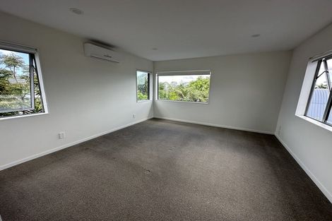 Photo of property in 2a Hemi Street, Narrow Neck, Auckland, 0622