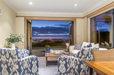 Photo of property in 1 Michael Bosher Way, Flat Bush, Auckland, 2019