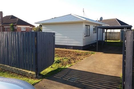 Photo of property in 2/41 Vine Street, Mangere East, Auckland, 2024