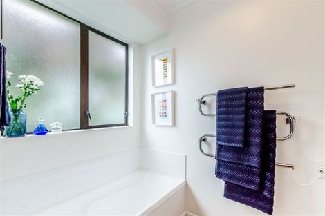 Photo of property in 39 Waimea Road, Waikanae Beach, Waikanae, 5036