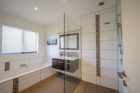 Photo of property in 9 Shona Lane, West Melton, 7618