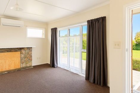 Photo of property in 25 Lee Road, Hannahs Bay, Rotorua, 3010