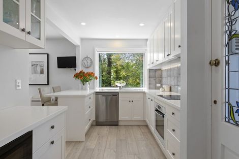 Photo of property in 56 Garden Road, Merivale, Christchurch, 8014