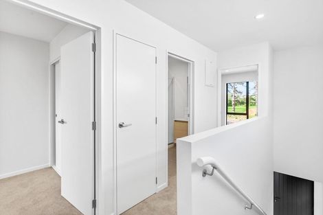 Photo of property in 14 Whai Hua Lane, Mangere Bridge, Auckland, 2022