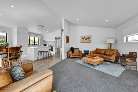 Photo of property in 74a Pembroke Road, Stratford, 4332