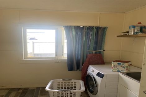 Photo of property in 11 Tawhiti Road, Hawera, 4610