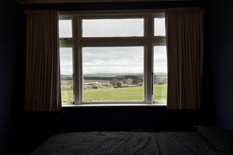 Photo of property in 2112 Orepuki Riverton Highway, Pahia, Riverton, 9881