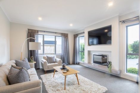 Photo of property in 6 Falcon Court, Flagstaff, Hamilton, 3210