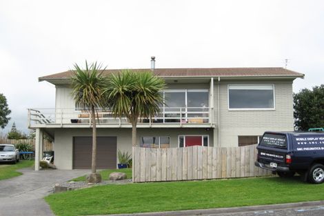 Photo of property in 2a Wanaka Terrace, Bell Block, New Plymouth, 4312