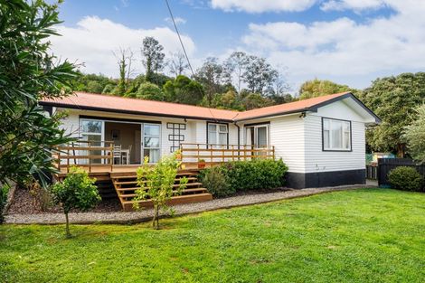 Photo of property in 453 Aokautere Drive, Aokautere, Palmerston North, 4471