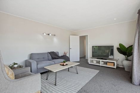 Photo of property in 35b Vincent Street, Howick, Auckland, 2014