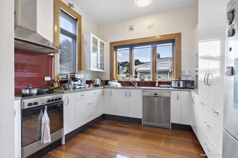 Photo of property in 94 Moxham Avenue, Hataitai, Wellington, 6021