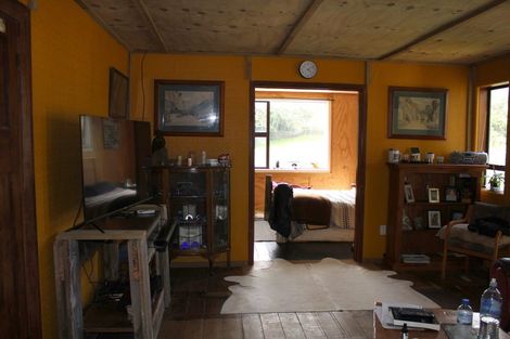 Photo of property in 2079 Clinton Highway, Kuriwao, Clinton, 9584