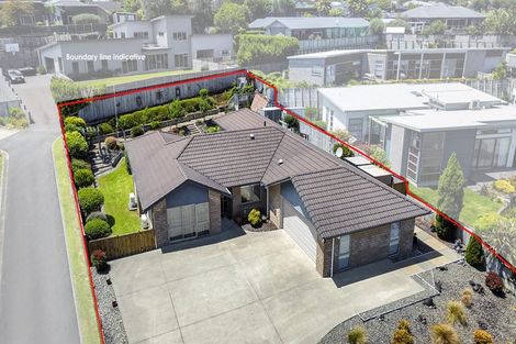 Photo of property in 27 Redwood Crescent, Hurdon, New Plymouth, 4310