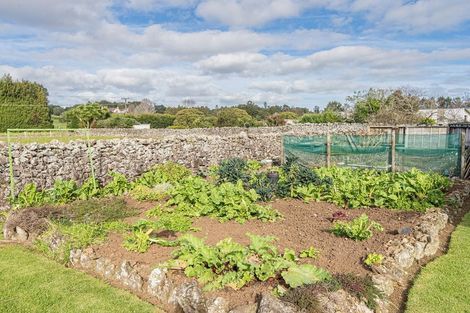 Photo of property in 196 Church Road, Te Kamo, Kamo, 0185