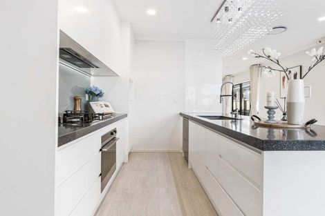 Photo of property in 62 Donegal Park Drive, Flat Bush, Auckland, 2019