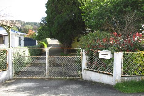 Photo of property in 44 Peel Place, Wainuiomata, Lower Hutt, 5014