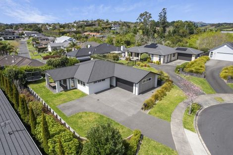 Photo of property in 15 Louise Drive, Ohauiti, Tauranga, 3112