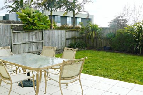 Photo of property in 9 Huntington Drive, Huntington Park, Auckland, 2013
