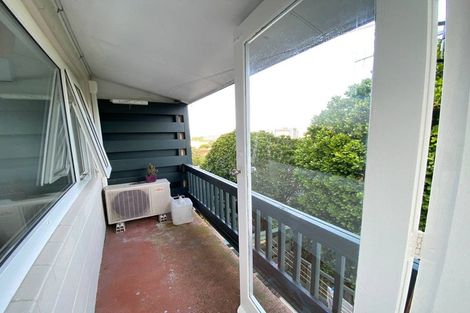 Photo of property in 6/219 Grant Road, Thorndon, Wellington, 6011