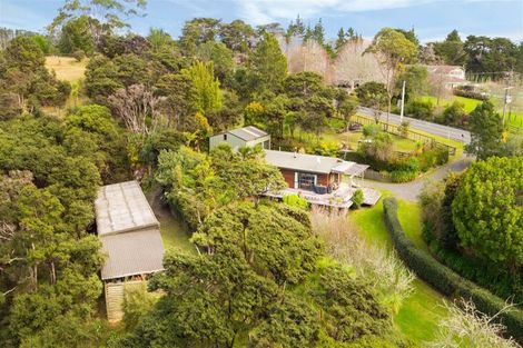 Photo of property in 185 Red Hills Road, Massey, Henderson, 0782