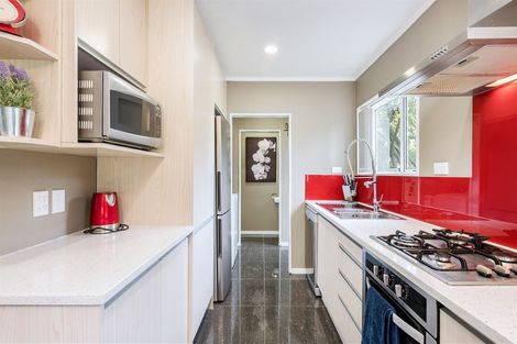 Photo of property in 21/24 Eastglen Road, Glen Eden, Auckland, 0602