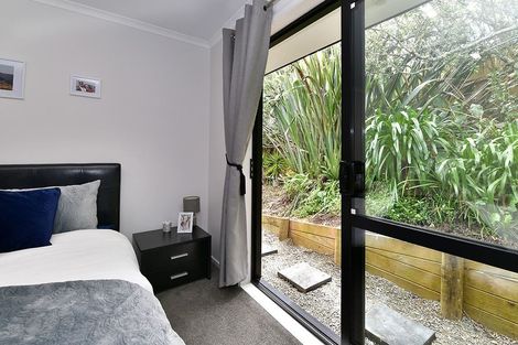 Photo of property in 35 St James Avenue, Helensville, 0800