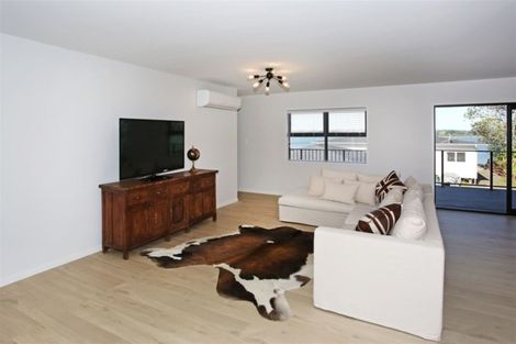 Photo of property in 7 Ronald Avenue, Glenbrook, Waiuku, 2681