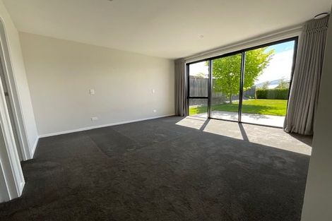 Photo of property in 2 Nancy Lane, Wanaka, 9305