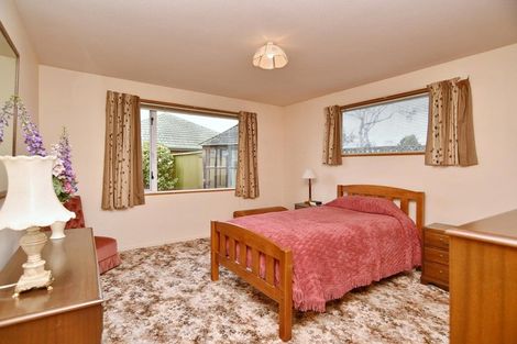 Photo of property in 2/23a Meadow Street, Papanui, Christchurch, 8052