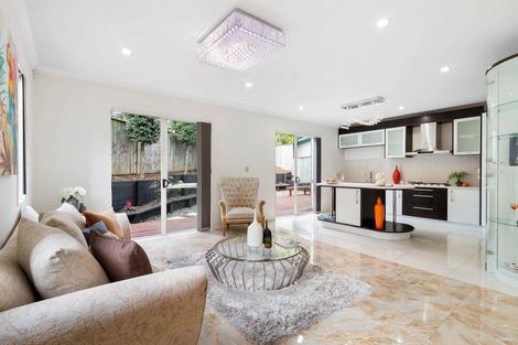 Photo of property in 51 Terrasini Drive, Flat Bush, Auckland, 2019