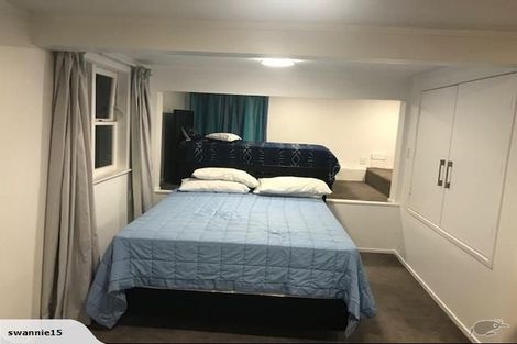 Photo of property in 188 Hutchinson Avenue, New Lynn, Auckland, 0600