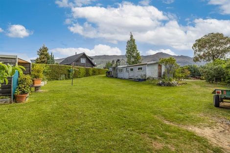 Photo of property in 97 Beacon Point Road, Wanaka, 9305