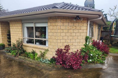 Photo of property in 28a Kingdale Road, Henderson, Auckland, 0610