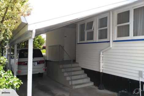 Photo of property in 44 Brandon Road, Glen Eden, Auckland, 0602