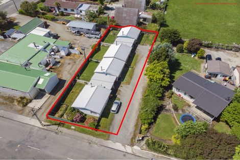 Photo of property in 37a-d Wentworth Street, East Gore, Gore, 9710