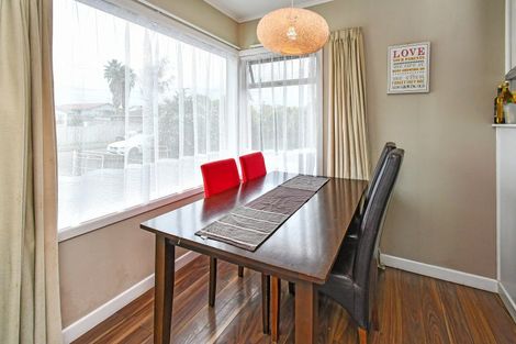 Photo of property in 8 Oregon Place, Papakura, 2110