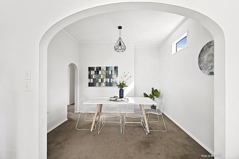 Photo of property in 7 View Road, Houghton Bay, Wellington, 6023