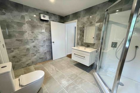 Photo of property in 17 Amapur Drive, Khandallah, Wellington, 6035